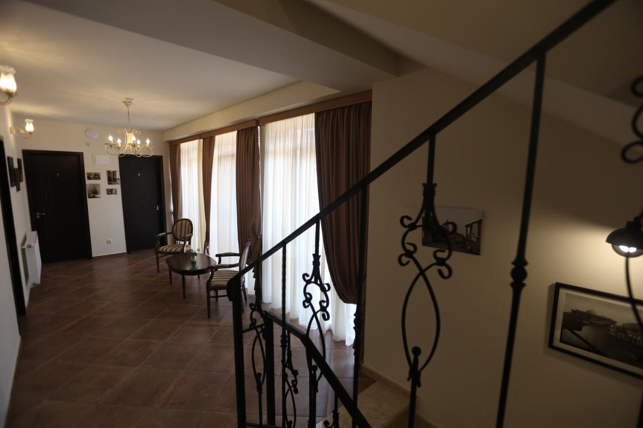 Le Caucase Tbilisi Zewnętrze zdjęcie
